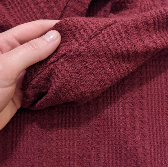 Waffle maroon long sleeve shirt - Picture 3 of 3